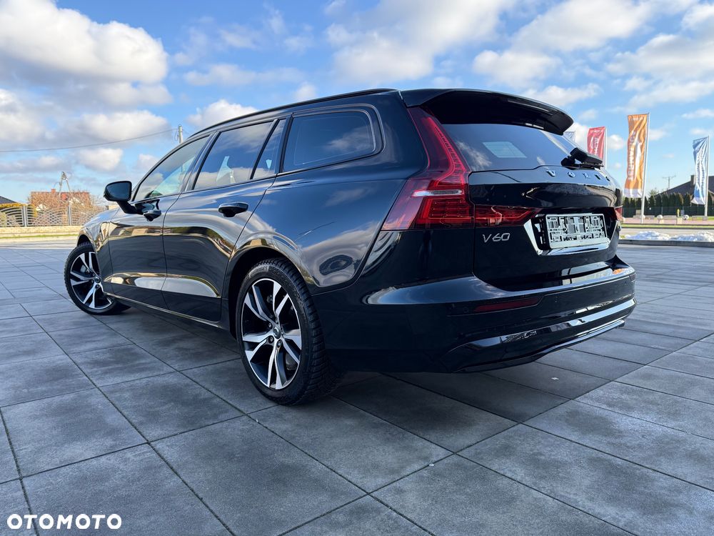 Volvo V60 T6 AWD Plug-In Hybrid Plus Dark - 6