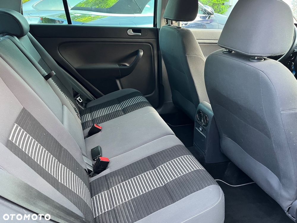 Volkswagen Golf Plus 1.4 TSI DSG United - 25