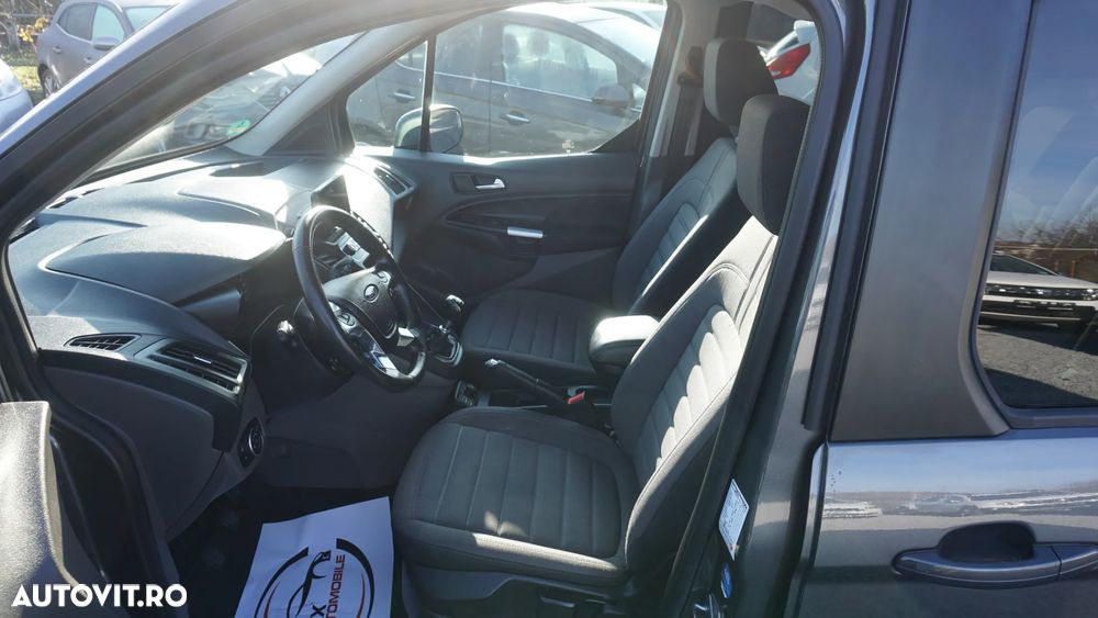 Ford Tourneo Connect Grand 1.5 TDCi Start/Stop Titanium - 8