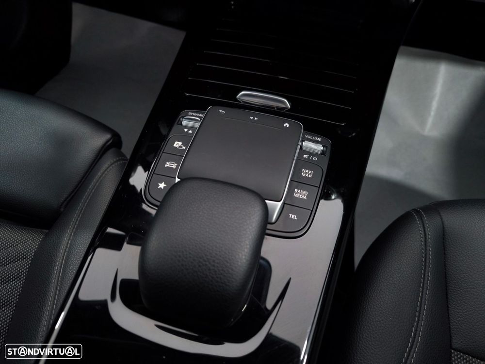 Mercedes-Benz CLA 250 e Shooting Brake Progressive - 17