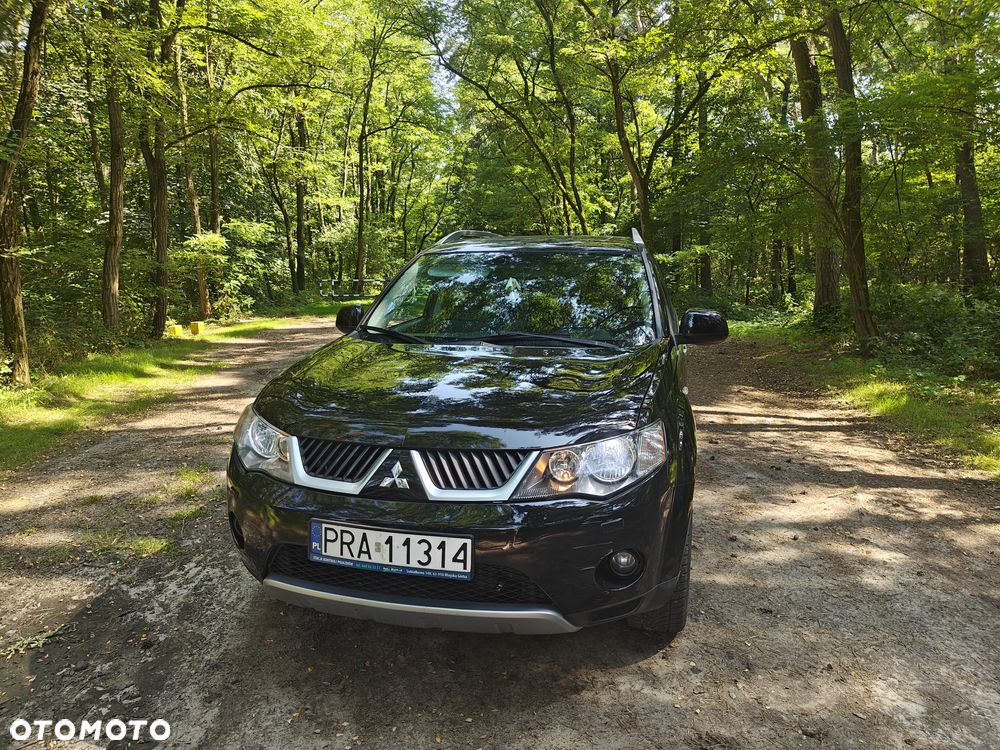 Mitsubishi Outlander 2.2 DID Intense + - 5