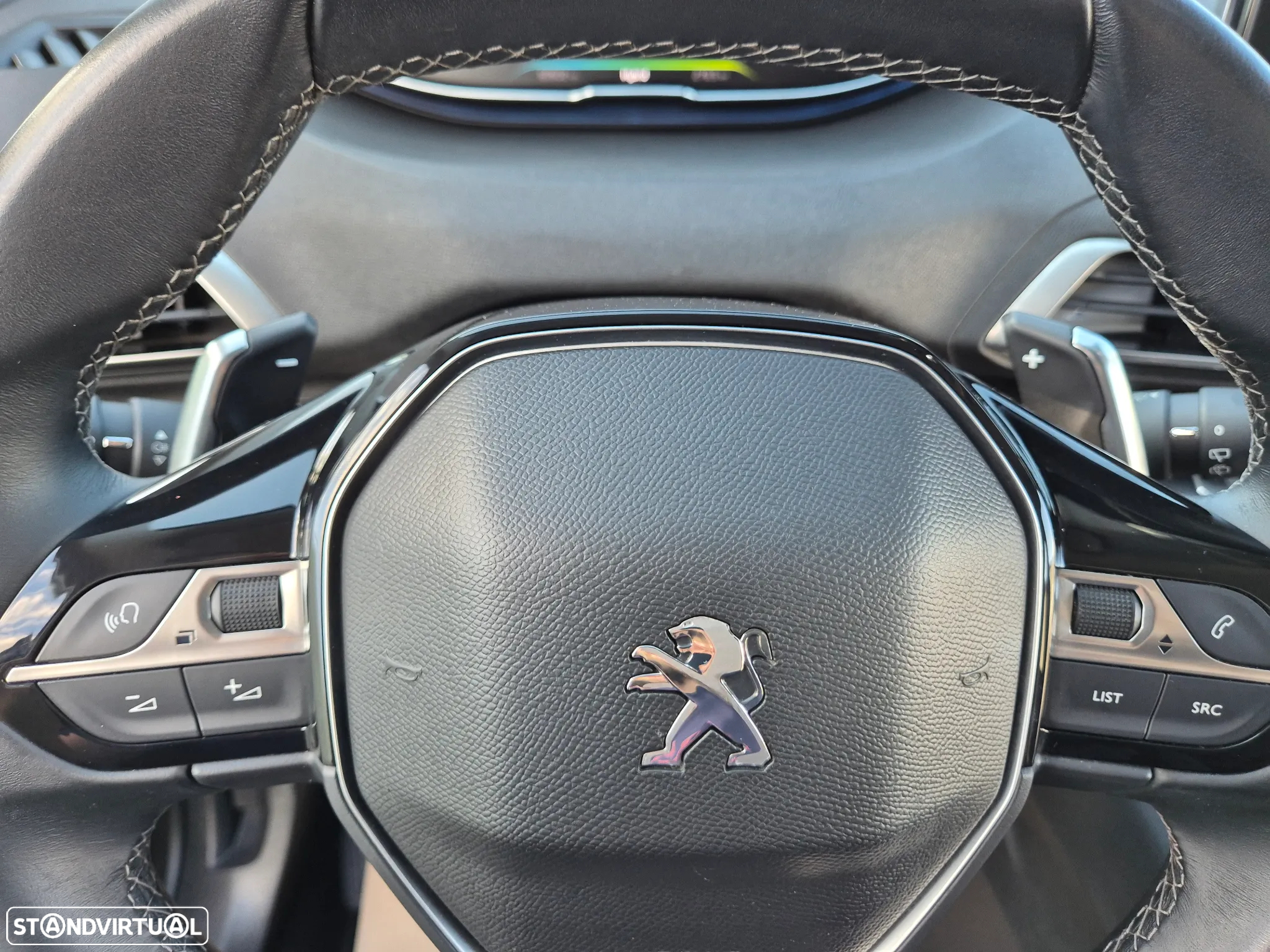 Peugeot 3008 1.6 Hybrid Allure Pack e-EAT8 - 28