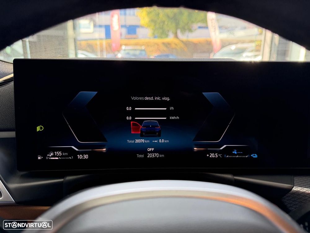 BMW 330 e Pack Desportivo M Pro Auto - 24
