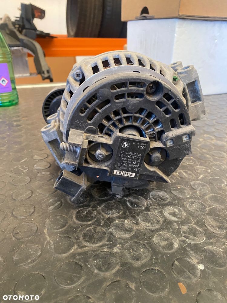 BMW 3 E87 E90 E91 E81 2.0i IGŁA ! ! po 59 tyś km! ALTERNATOR - 5