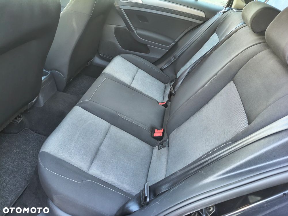 Volkswagen Golf 1.2 TSI BMT Trendline - 22