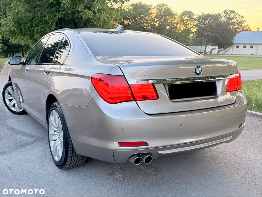 BMW Seria 7 730d - 13
