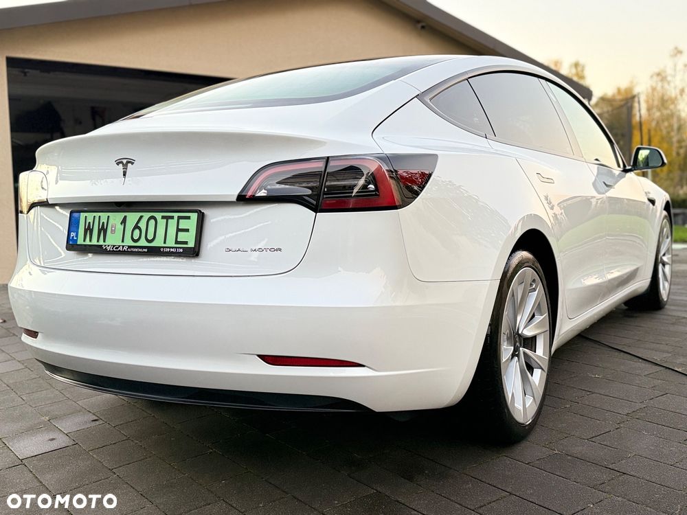 Tesla Model 3 Long Range AWD - 11