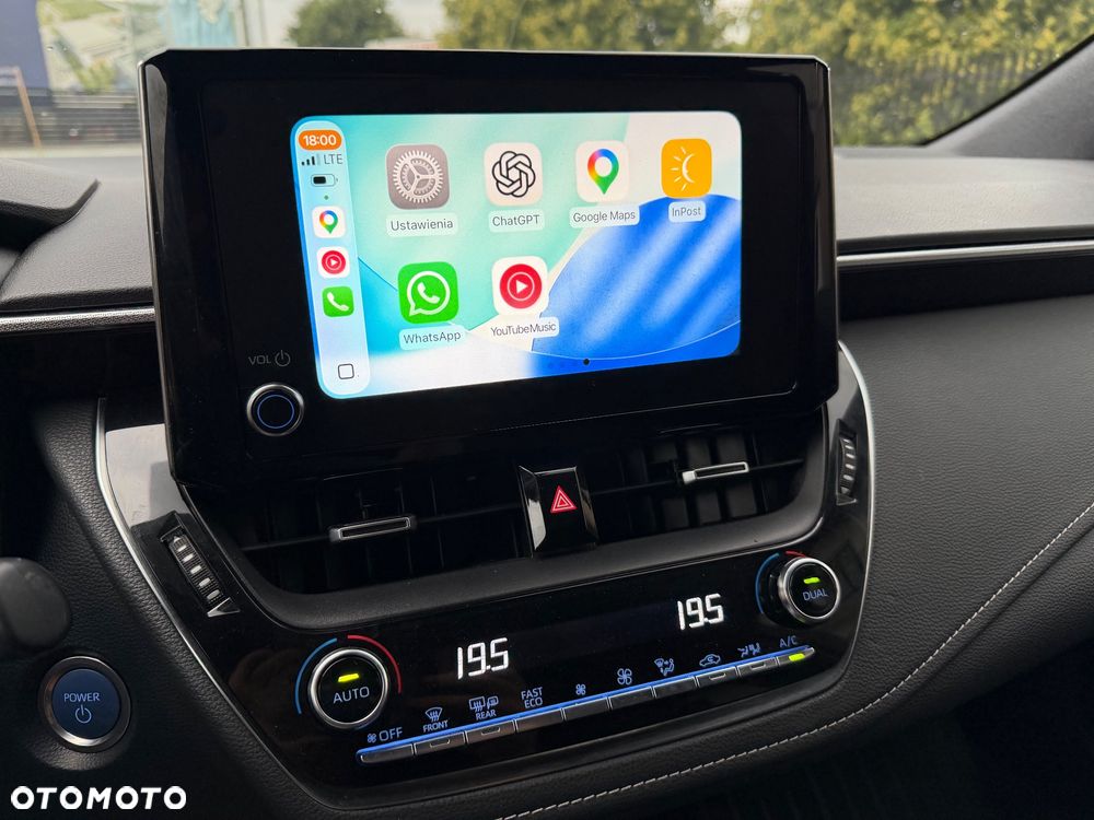 Toyota Corolla 1.8 Hybrid Selection - 17