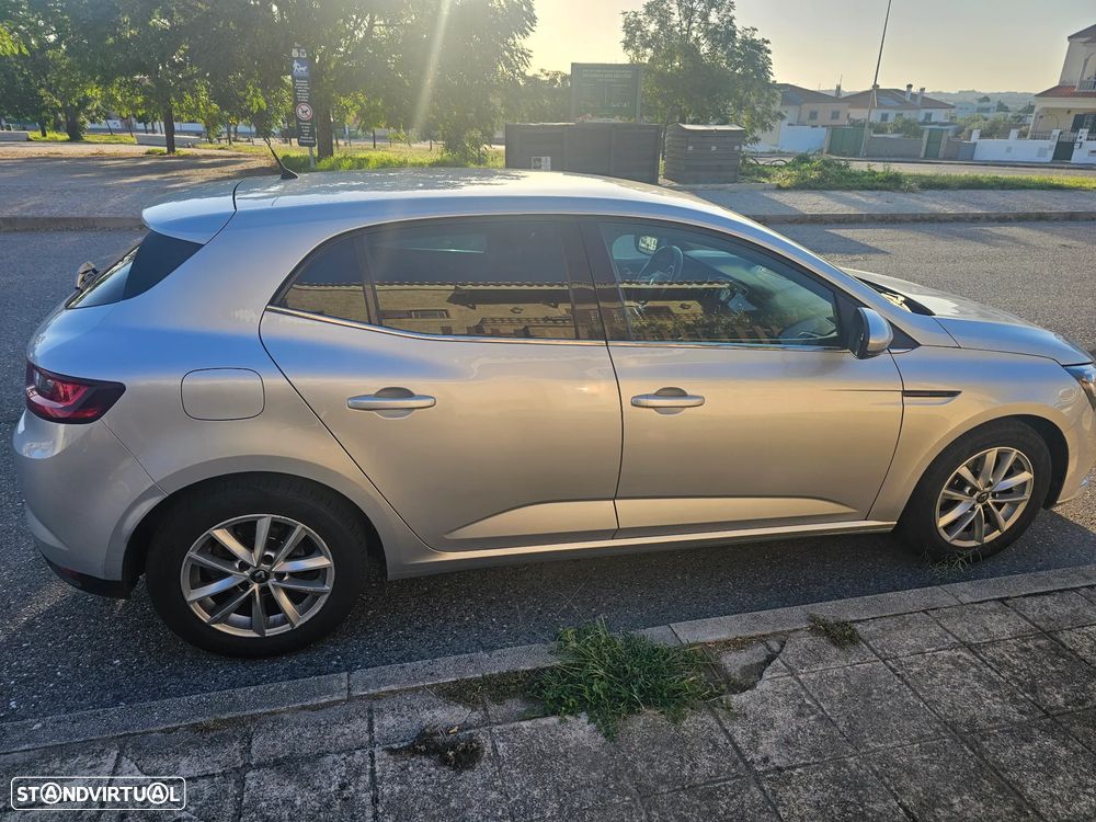 Renault Mégane 1.5 dCi Zen - 5