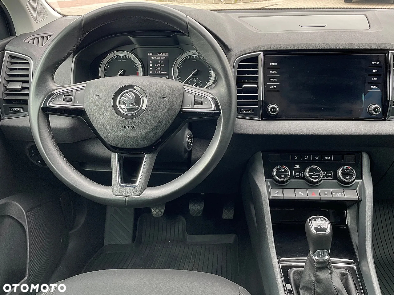 Skoda Karoq 1.6 TDI SCR 4x2 Ambition - 23