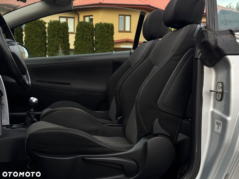Peugeot 207 CC 120 VTi Premium - 31