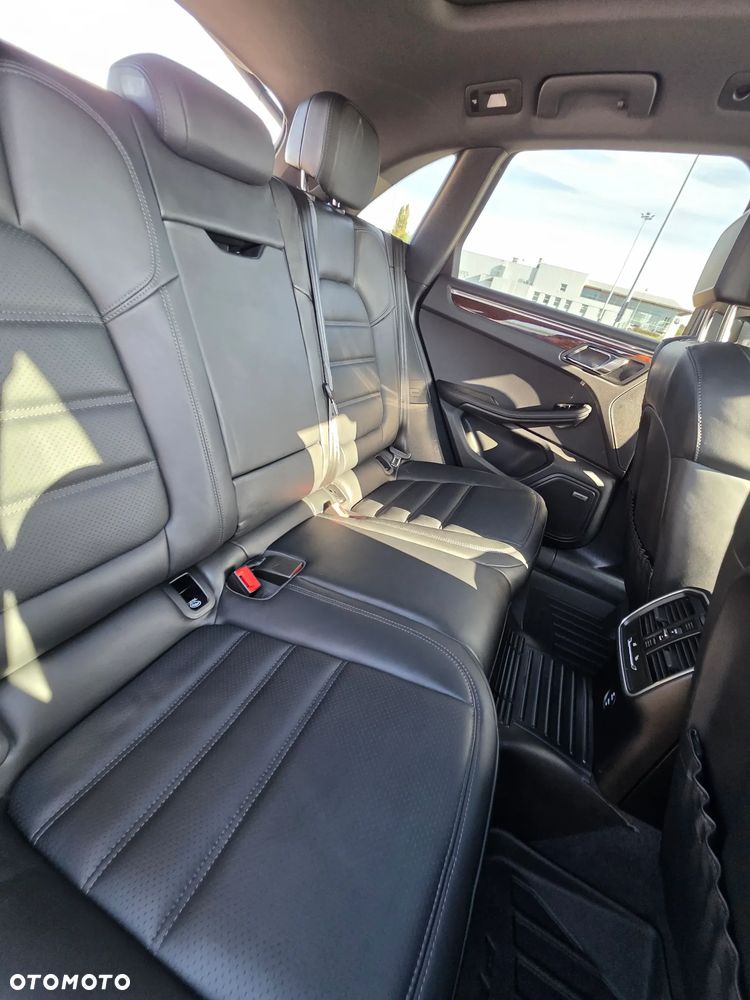 Porsche Macan Standard - 11
