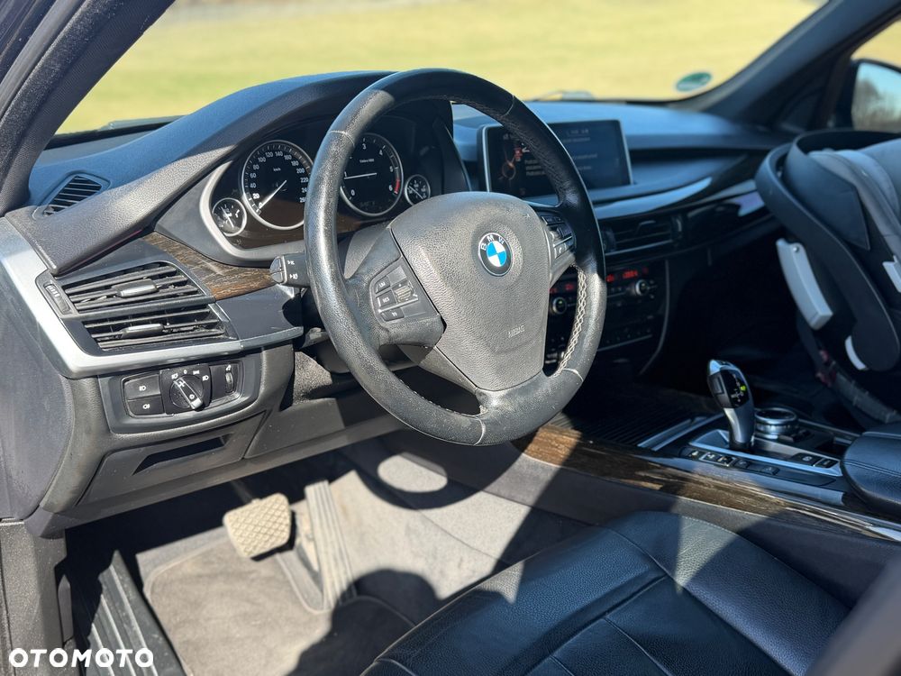 BMW X5 xDrive25d Sport-Aut - 29