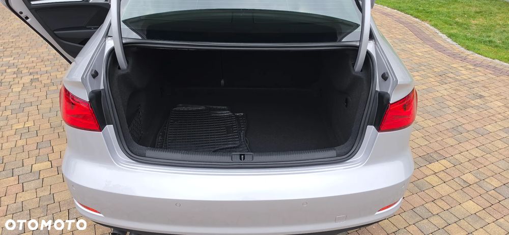 Audi A3 Limousine 1.4 TFSI CoD Ambiente S tronic - 8
