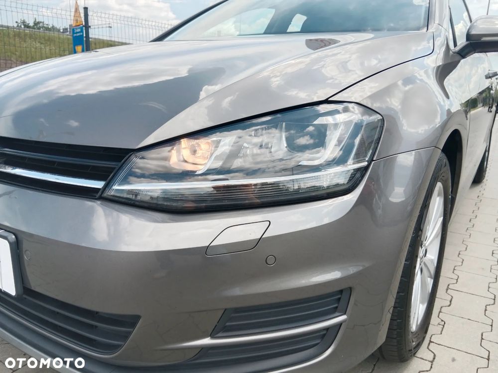 Volkswagen Golf 1.4 TSI BMT Comfortline - 22