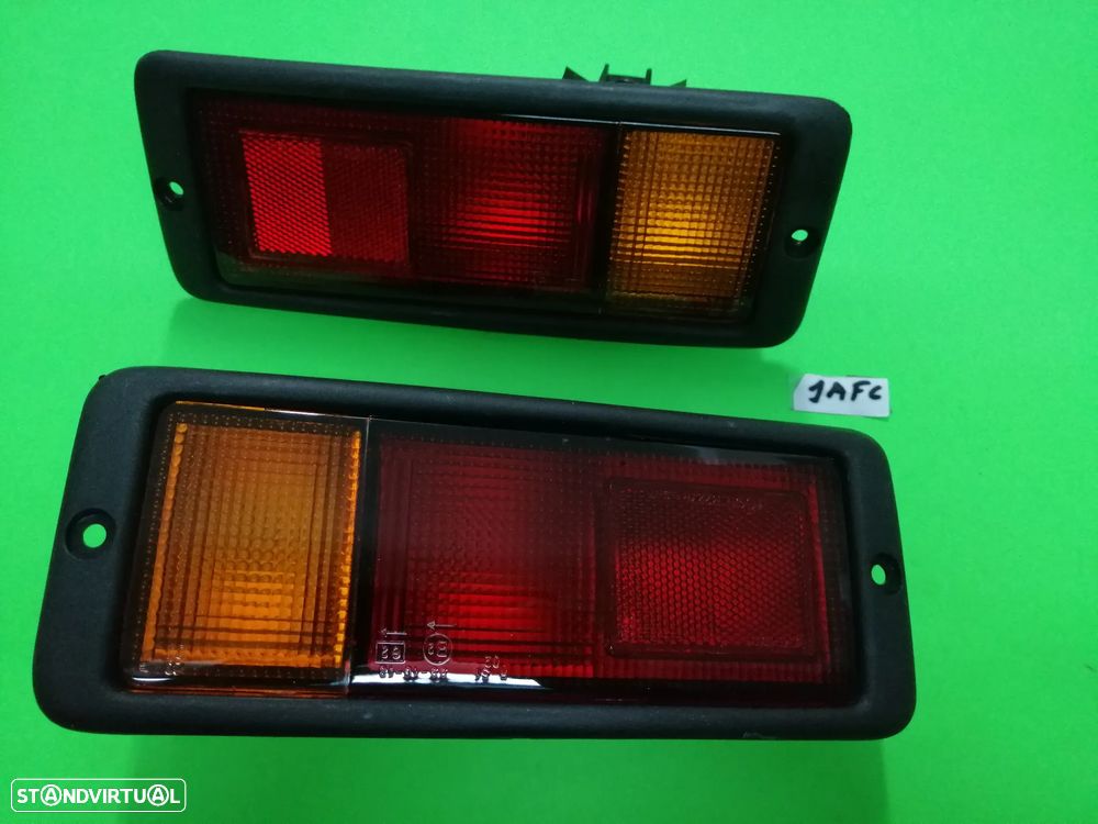 Farolins Farolim do para-choques trás Mitsubishi Pajero 1991 a 1998 MR124963 MR124964 - 1