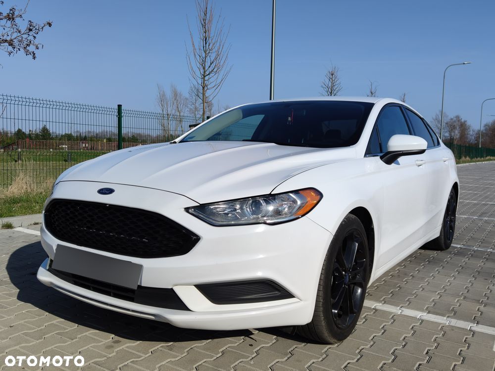 Ford Fusion - 1
