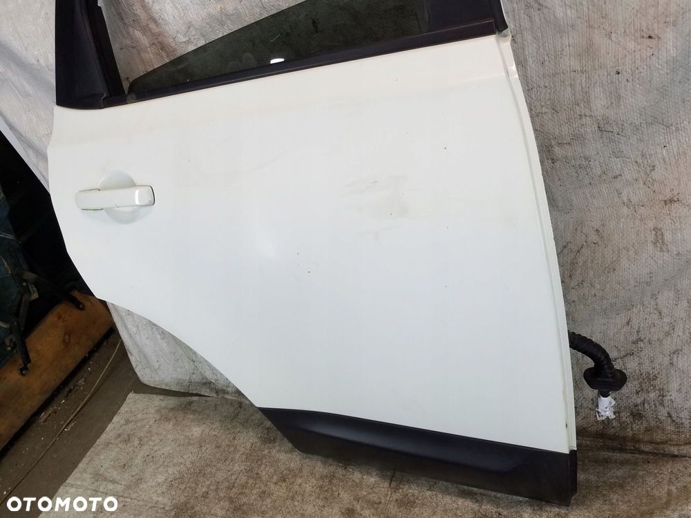 DRZWI TYŁ LEWE NISSAN QASHQAI J10 LIFT KOD 326G - 13