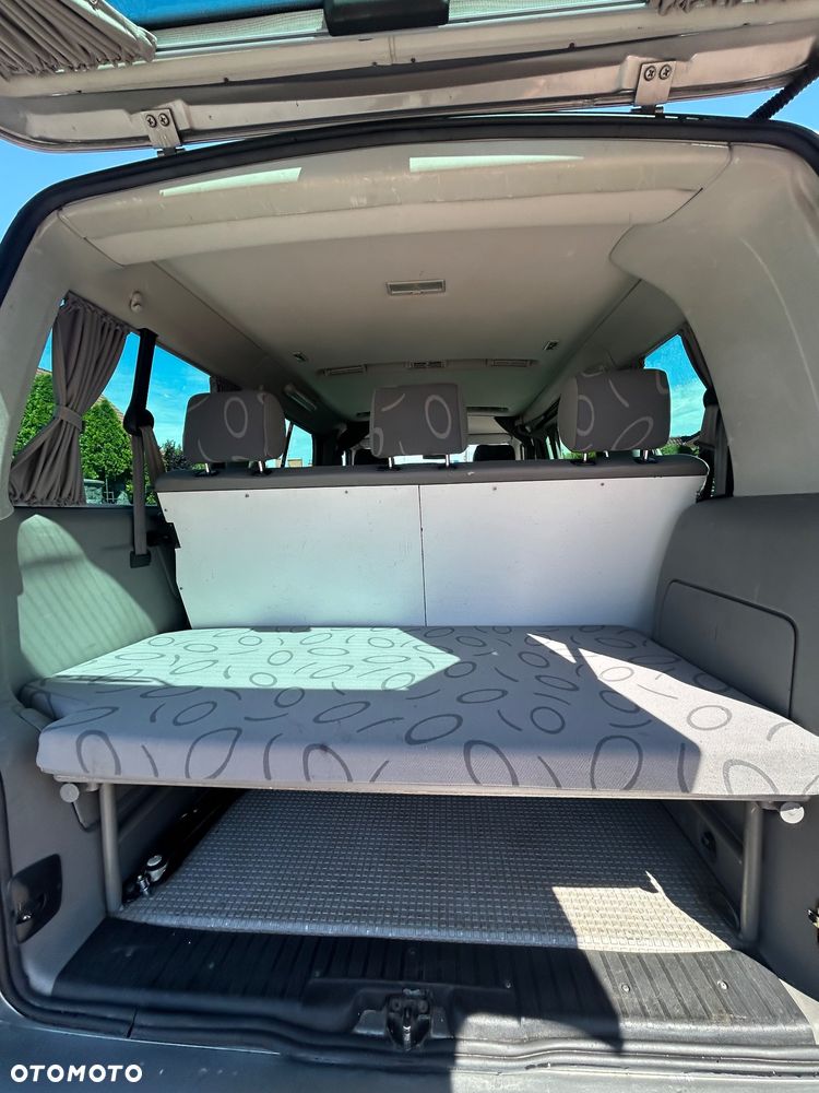 Volkswagen Multivan Standard - 25