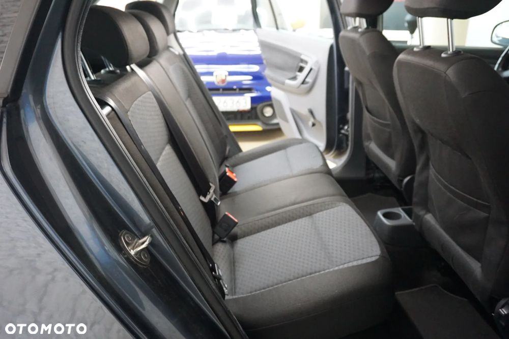 Skoda Fabia 1.6 TDI DPF Ambiente - 19