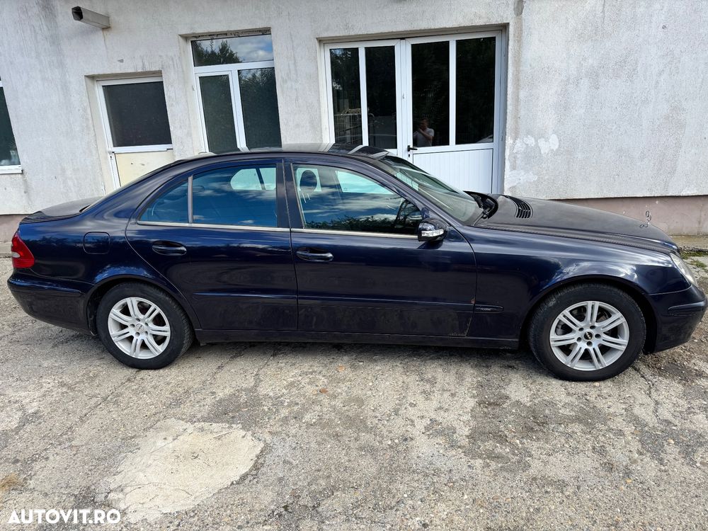 Mercedes-Benz E - 4