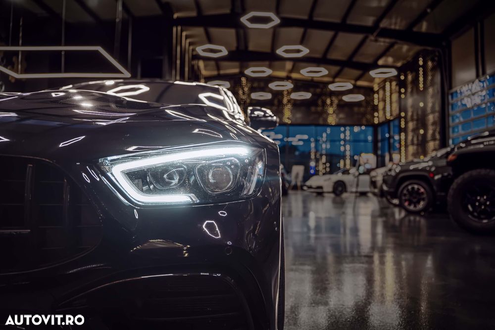 Mercedes-Benz AMG GT 4-door Coupe 63 S 4Matic+ Speedshift MCT 9G - 38