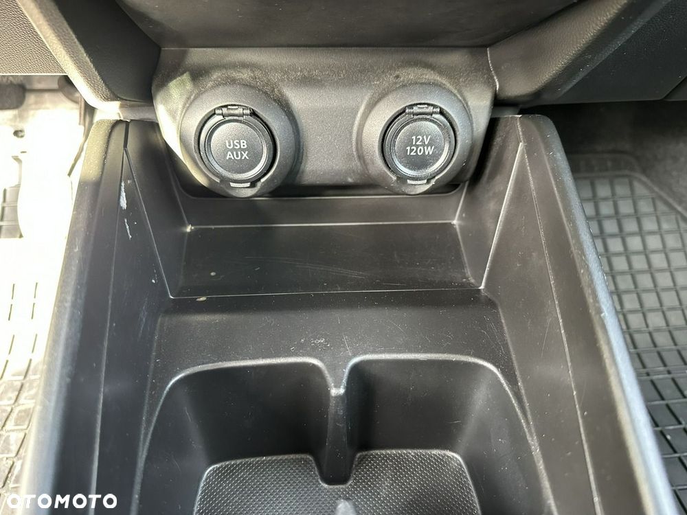 Suzuki Swift - 25