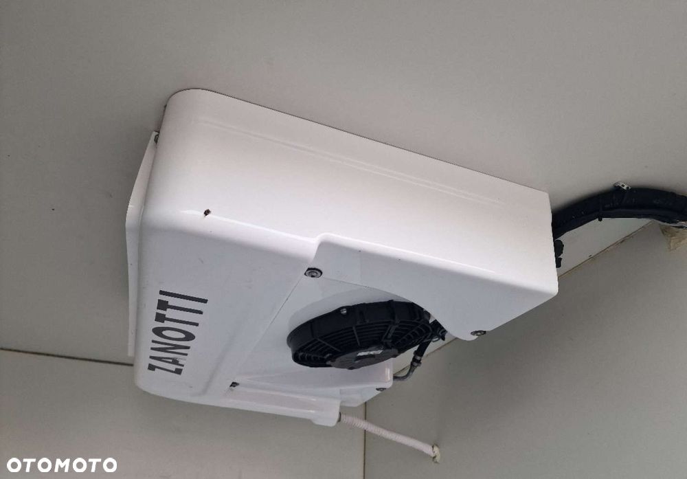 Ford Transit Custom - 27