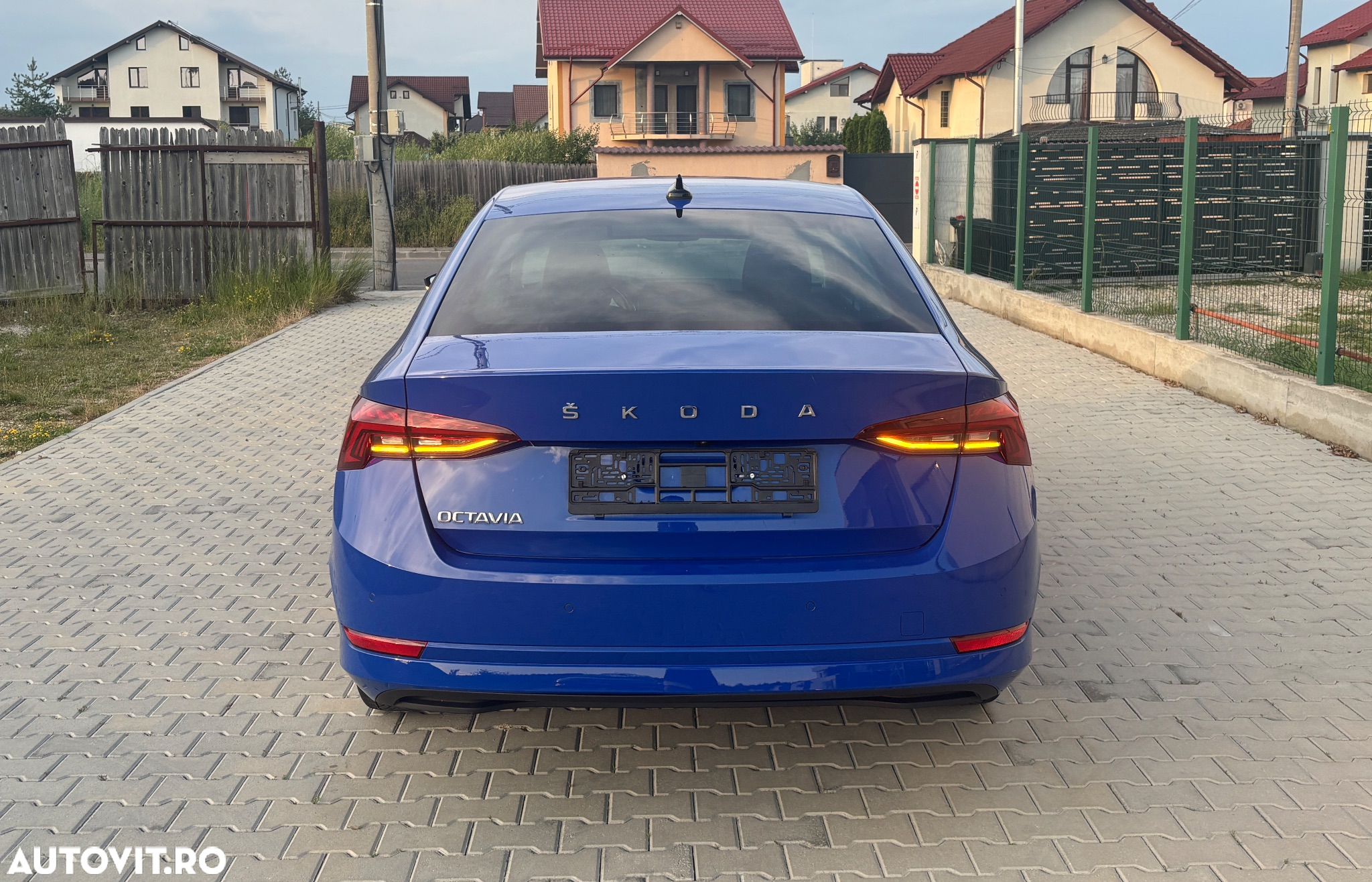 Skoda Octavia 2.0 TDI 150 CP DSG Sportline - 23