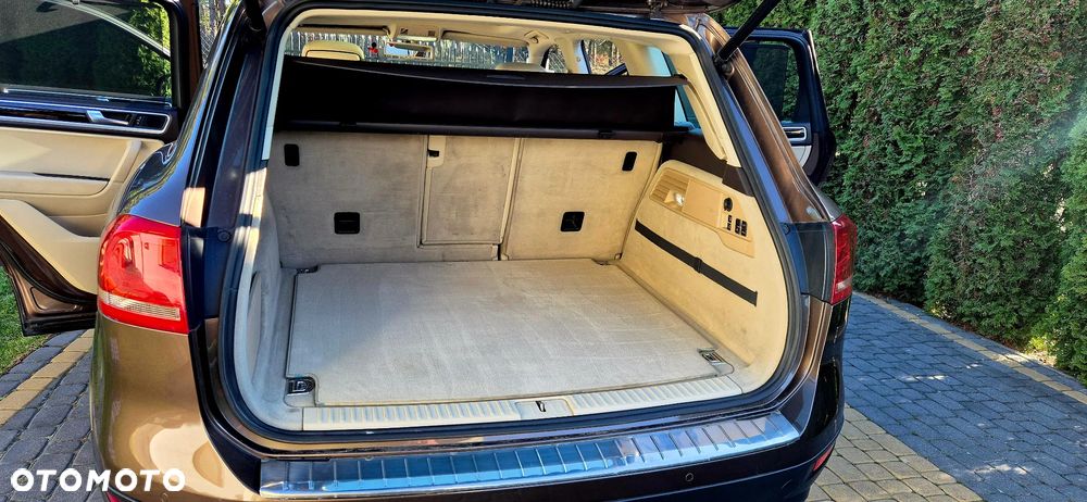 Volkswagen Touareg 3.0 V6 TDI BMT - 11