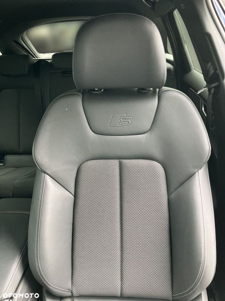 Audi A6 Avant - 16