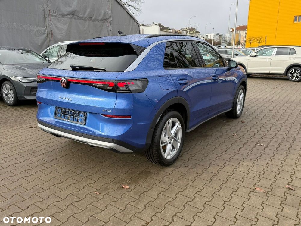 Volkswagen T-Roc - 4