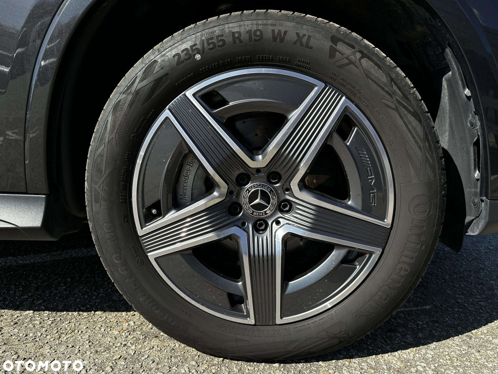 Mercedes-Benz GLC - 21