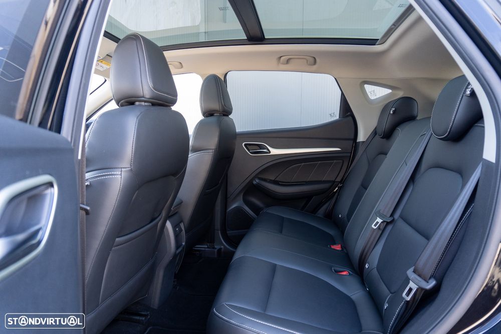 MG ZS Luxury - 26