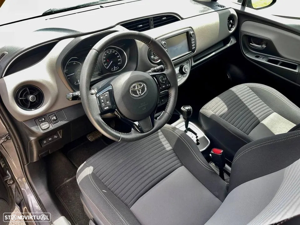 Toyota Yaris 1.5 HSD Exclusive - 4
