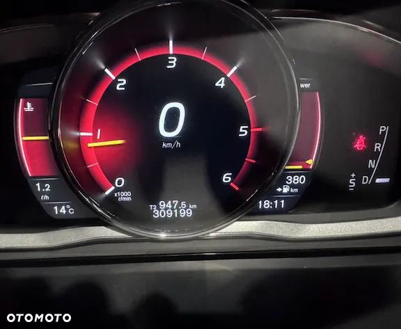 Volvo S60 D4 Drive-E R-Design Momentum - 3