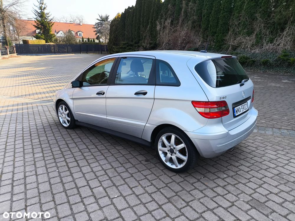 Mercedes-Benz Klasa B 180 CDI Autotronic - 11