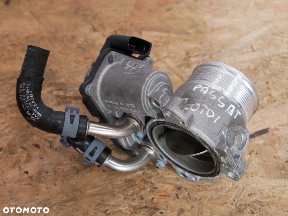 PRZEPUSTNICA VW PASSAT B8 2.0 TDI 15' CUA BITURBO 03N128063B - 1