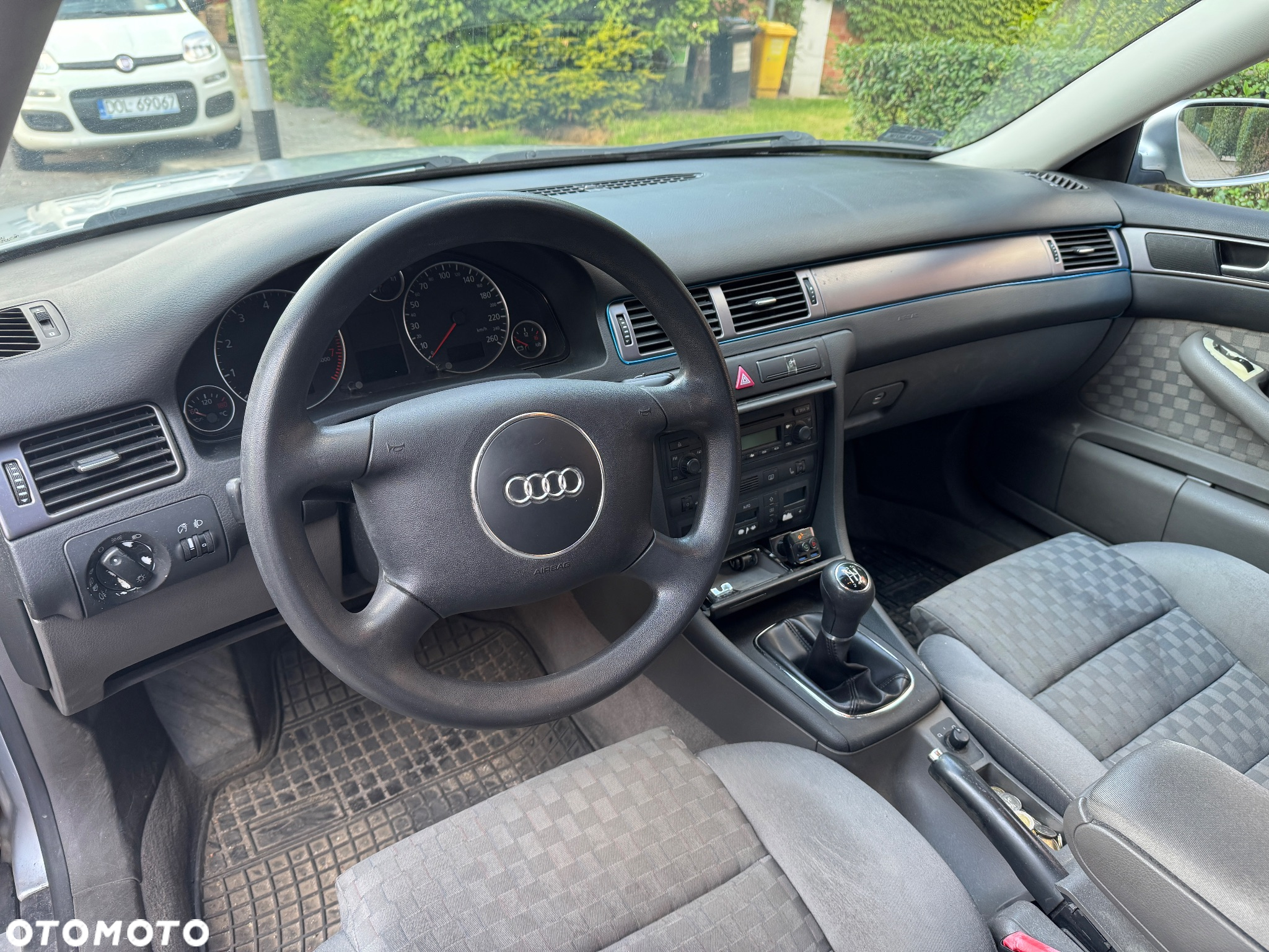 Audi A6 - 6