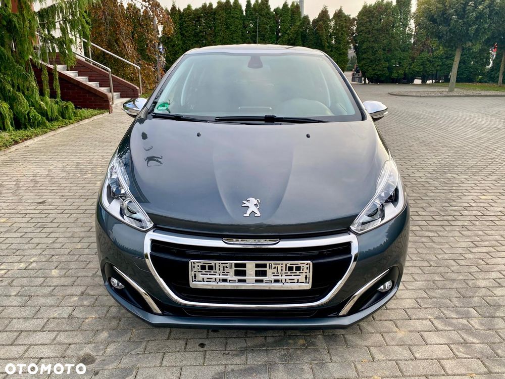 Peugeot 208 - 2