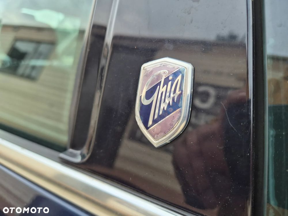 Ford Galaxy 2.0 Ghia - 6