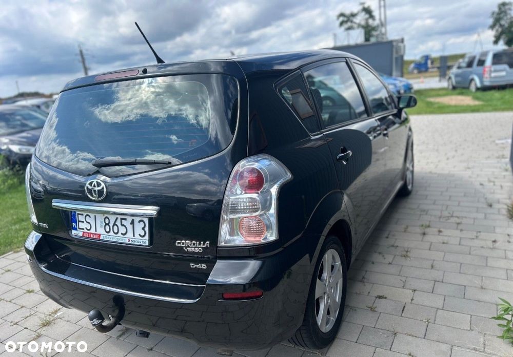 Toyota Corolla Verso - 8