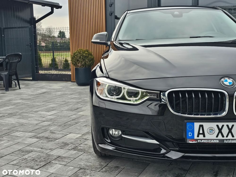 BMW Seria 3 320d DPF Edition Sport - 21