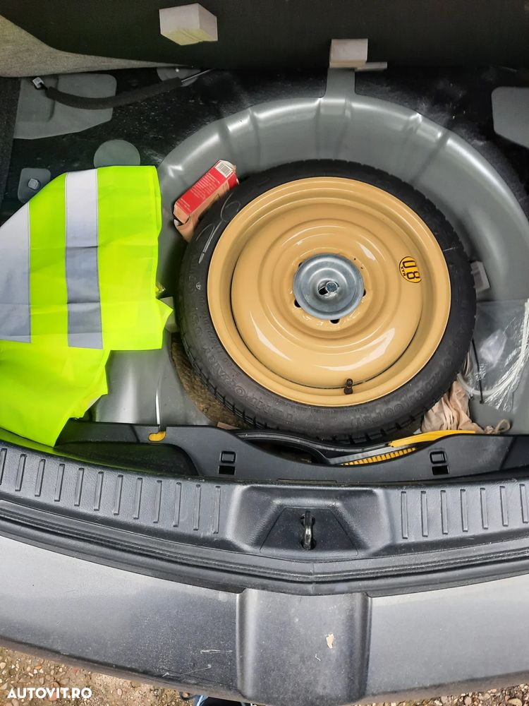 Mazda 3 1.6 MZR Edition - 11