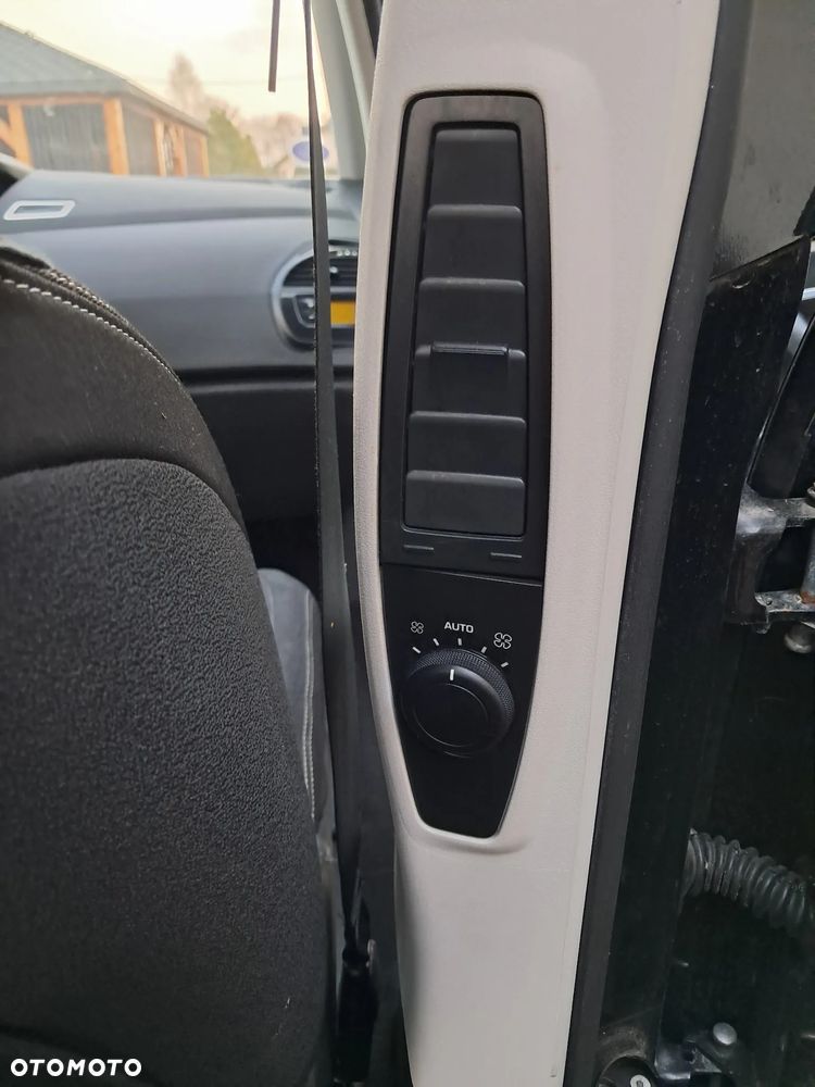 Citroën C4 Picasso 1.6 VTi Equilibre Navi Pack - 17