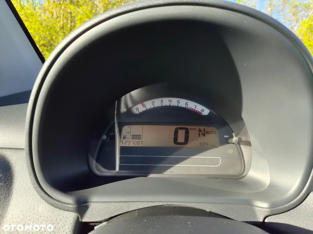 Citroën C2 1.4 16V Senso Drive Stop und Start - 9