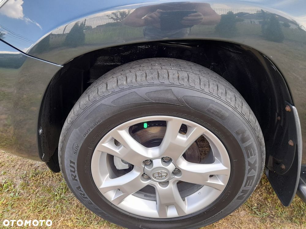 Toyota RAV4 2.2 D-4D Prestige - 21