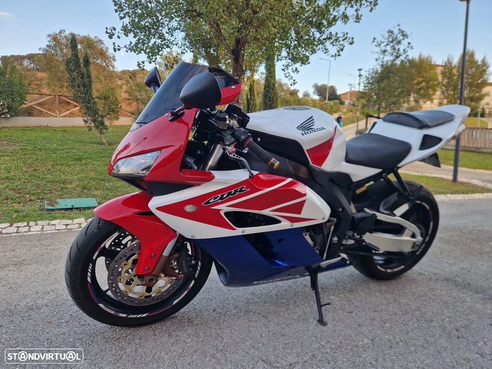Honda CBR 1000RR  Possível Financiamento - 6