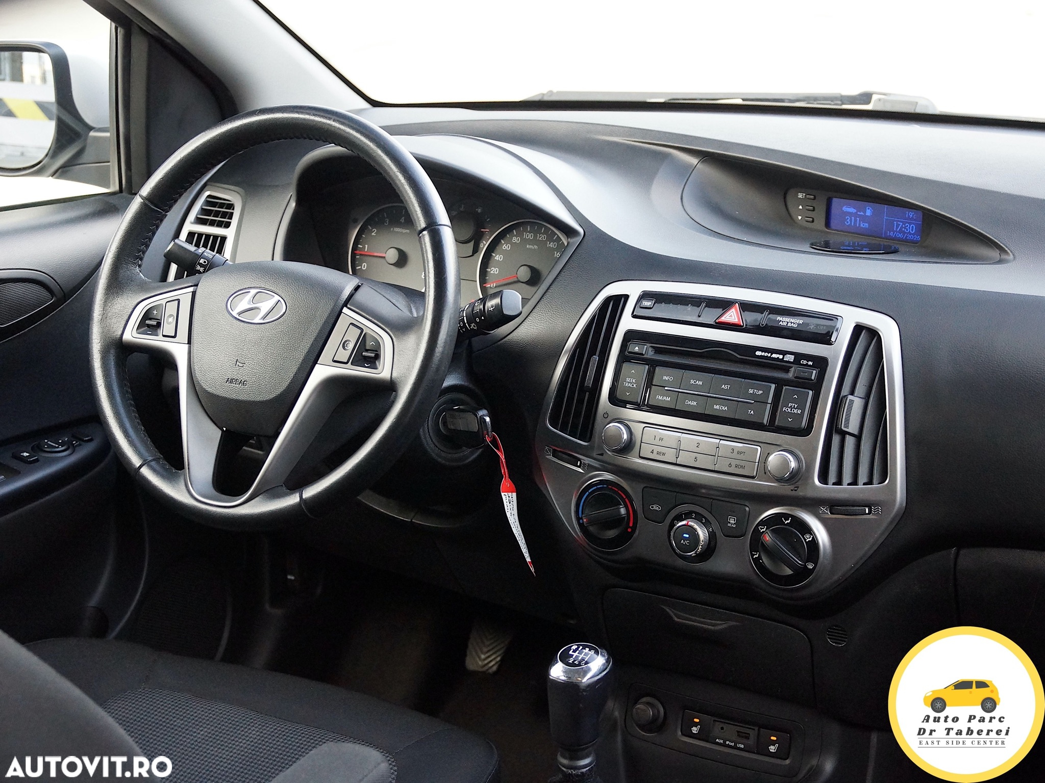 Hyundai i20 1.4 Comfort - 32