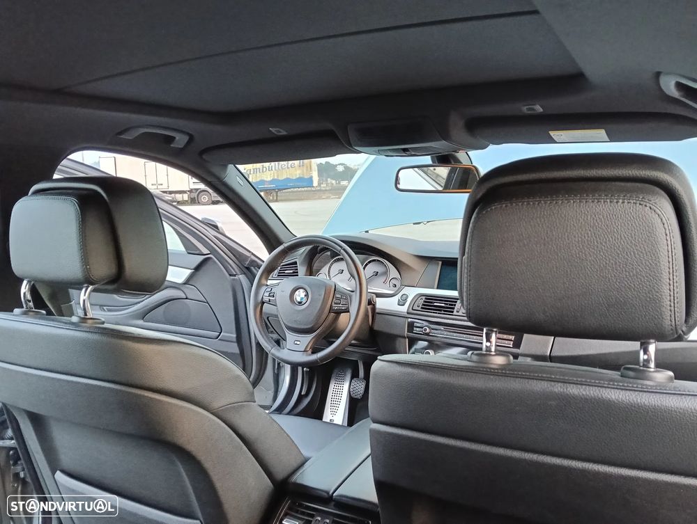 BMW 525 d Pack M - 22